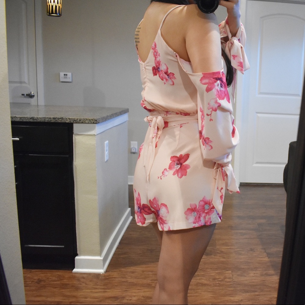 Hello Spring! Cold Shoulder Floral Romper - Picture 6 of 7